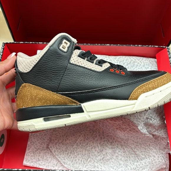 Air Jordan retro 3 (gs) - Picture 2 of 8